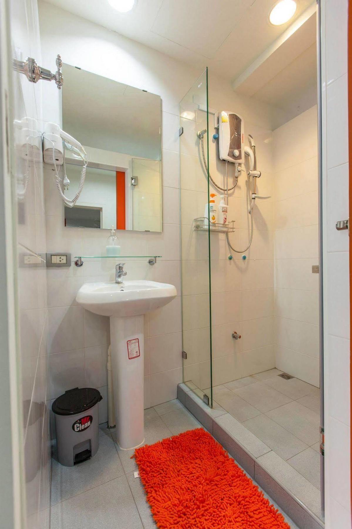 בנגקוק D-Box Hostel מראה חיצוני תמונה